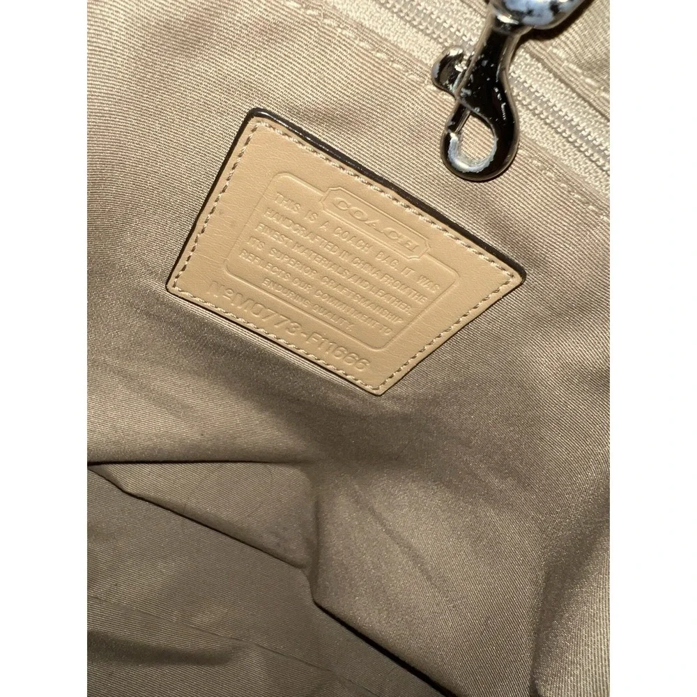Coach Signature Brown Canvas‎ Suede Hobo Shoulder Bag